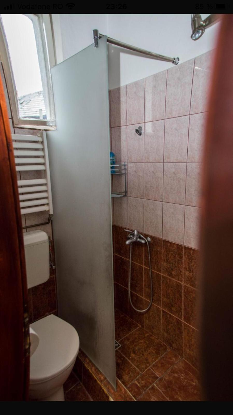 Zara Central Apartments Арад Экстерьер фото